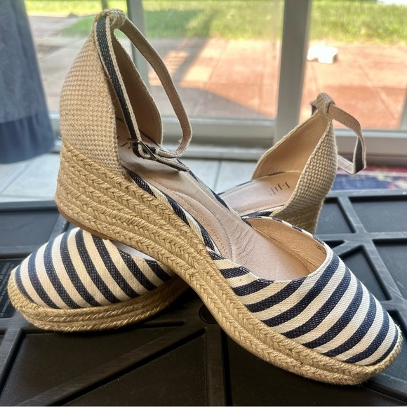 J. Jill Cecil Blue and White Espadrille Wedges Nautical Style Size 10 - Picture 1 of 7